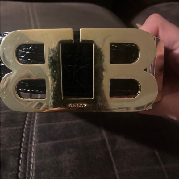 ❌SOLD❌Bally Reversible Belt - Picture 2 of 8